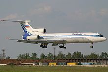 Siberia Airlines Tupolev Tu-154B-2 (RA-85556).jpg
