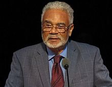 Clayborne Carson (32973356403).jpg