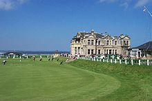 18th Green and Clubhouse.jpg