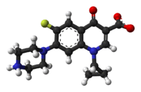 Ciprofloxacin-zwitterion-from-xtal-3D-balls.png