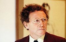 Avigdor Arikha (Portrait).jpg