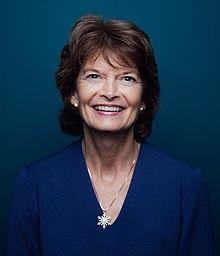 Lisa Murkowski official photo.jpg