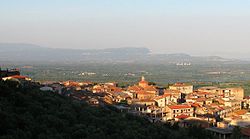 Laureana Panorama alba luglio zoom 2011.jpg