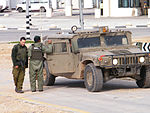 IDF soldier at Qalqilya checkpoint.jpg