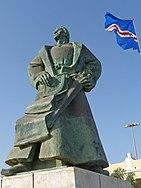 Praia-Monument to Diogo Gomes (3) (cropped).jpg