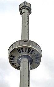 Aussichtsturm im Heide-Park.jpg