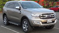 2015 Ford Everest Titanium (New Zealand).jpg