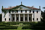 VillaValmaranaScagnolariZen 2007 07 16 01.jpg