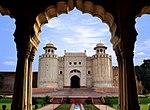 Lahore Fort view from Baradari.jpg