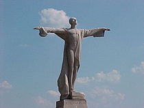 Womens Titanic Memorial.jpg