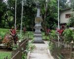 The memorial monument built for sri lankan hero puran appu.jpg