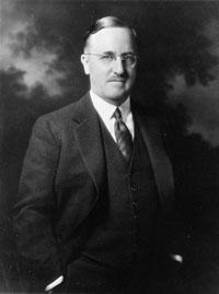 Roger Adams chemist.jpg