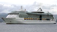 Jewel of the Seas G628 (cropped).jpg