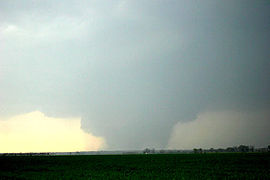 Tornado southofKennett.jpg