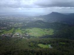 Mount Nebo seen from Mount Keira.jpg