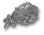 Silver oakleaf-3d.svg