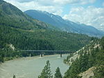 Bridge over the Fraser River (5999014481).jpg