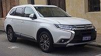 2015 Mitsubishi Outlander (ZK MY16) LS wagon (2018-08-20) 01.jpg