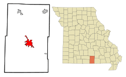 Location within Howell County and Missouri