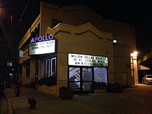Apollo theater Chicago.jpg
