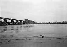 Mississippi River Lock and Dam number 21 HAER.jpg