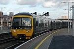 Bristol Temple Meads - GWR 166205 arriving from Bristol Parkway.JPG