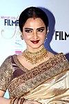 Rekha grace Filmfare Glamour & Style Awards 2016 (22) (cropped).jpg