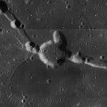 Hyginus crater 4097 h1.jpg