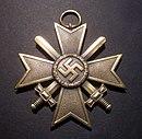 Kriegsverdienstkreuz II. Klasse mit Schwertern 1.JPG