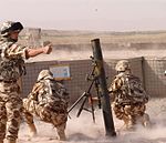 Trageri cu aruncatorul cal 120 mm in poligonul bazei Lagman 2008.jpg
