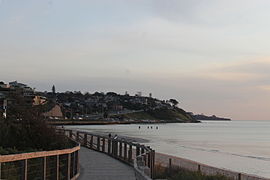 Nepean Highway on Olivers Hill, Frankston (September 2015).jpg