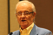 Roland Hemond at SABR Convention 2014.jpg