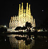 Barcelona, Sagrada Familia by night, 2015.jpg