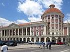 Banco Nacional de Angola in Luanda - Angola 2015 (cropped).jpg
