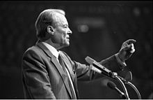 7th May - West German Chancellor Willy Brandt Resigns Bundesarchiv_B_145_Bild-F064862-0019%2c_Dortmund%2c_SPD-Parteitag%2c_Willy_Brandt