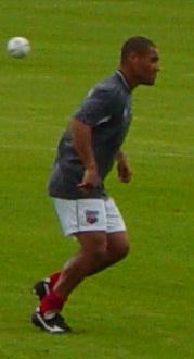Andy Myers, Brentford FC footballer, September 2004.jpg