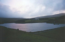 Dusk at Sulby Reservoir - geograph.org.uk - 1118163.jpg