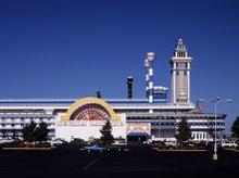 The Nevada Landing Casino in little Jean, Nevada, welcomes the first people coming from California who are hungry to gamble LCCN2011631864.tif