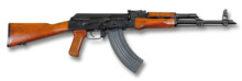 AKM automatkarbin Ryssland - 7,62x39mm - Armémuseum rightside noBG.png