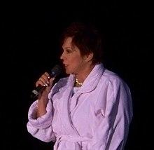 Vicki Lawrence (cropped).jpg